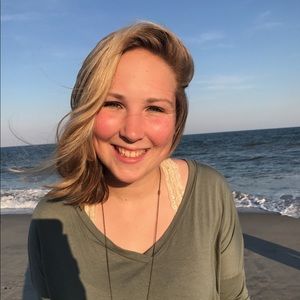 Meet your Posher, Mackenzie